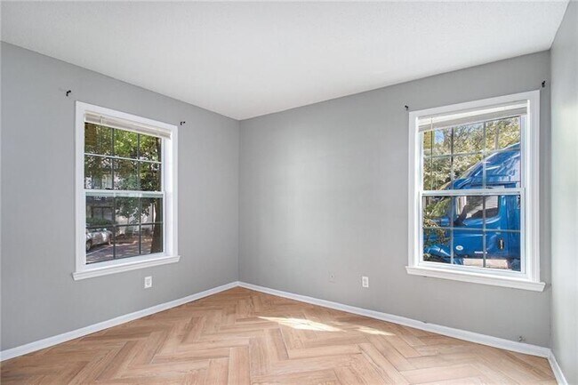 Building Photo - 3599 Woodbriar Cir