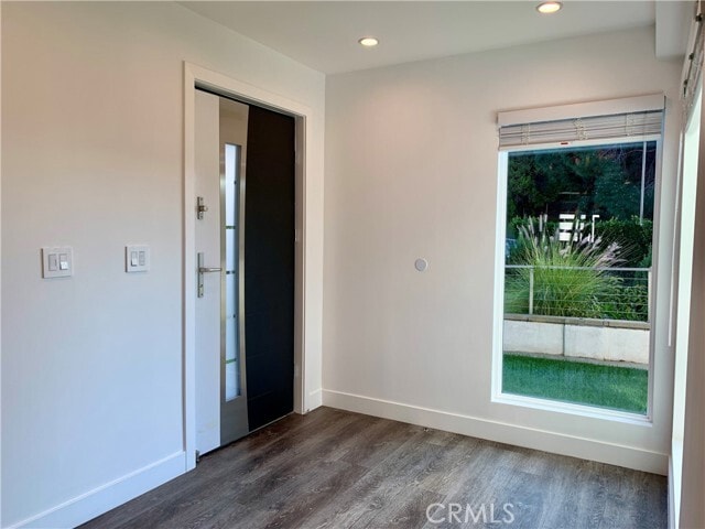 Building Photo - 7811 Electra Dr