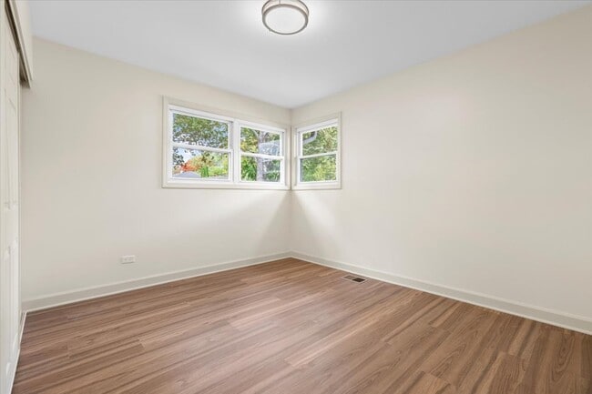 Building Photo - 3604 Owl Dr