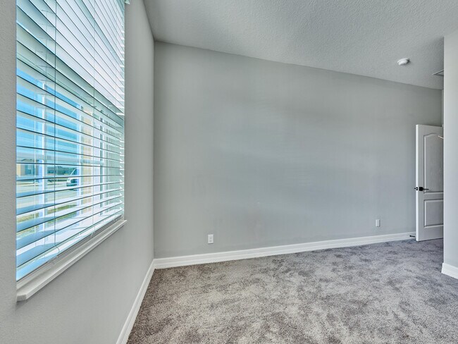 Building Photo - 1810 Celebration Dr