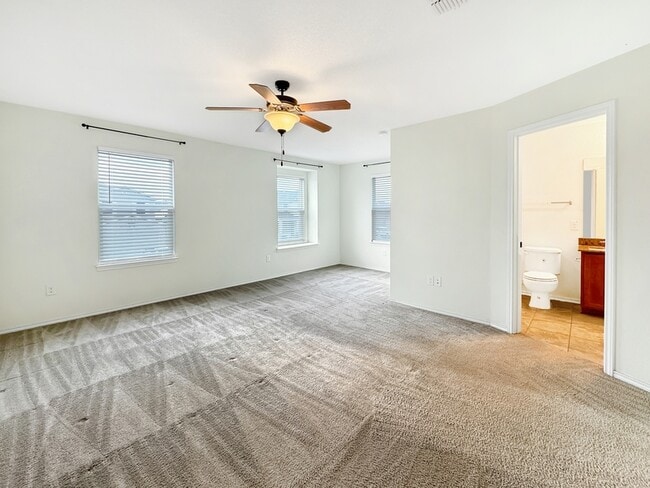 Building Photo - 8018 Assumption Dr