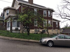 Building Photo - 2322 Muriel Ct