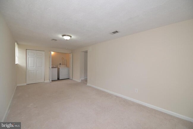 Building Photo - 5224 Forman Ct
