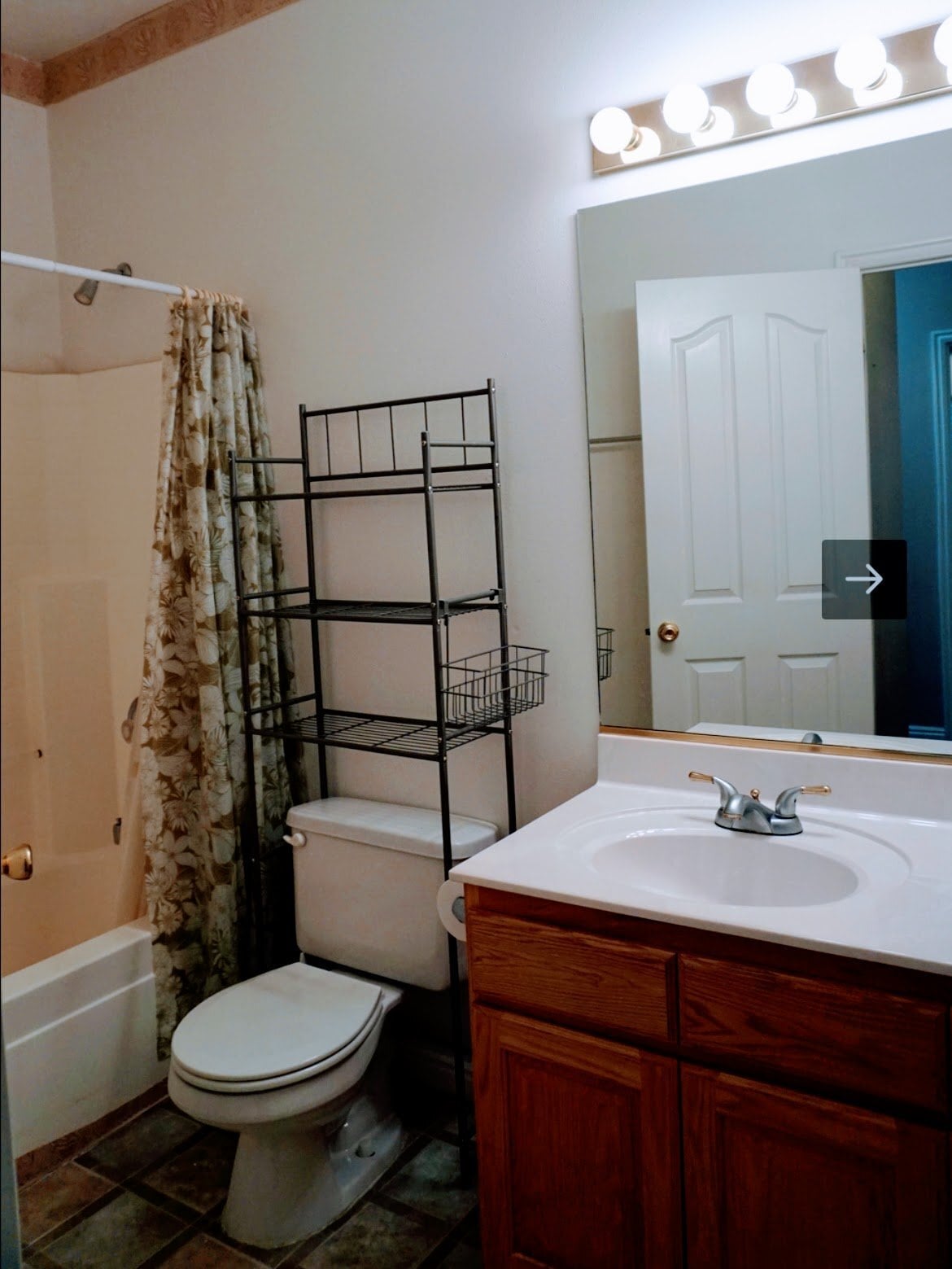Building Photo - 2334 S Webb Cir