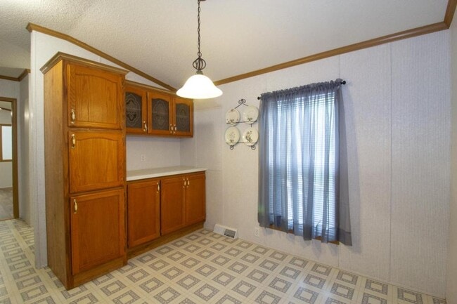 Building Photo - 25701 Recoil Dr