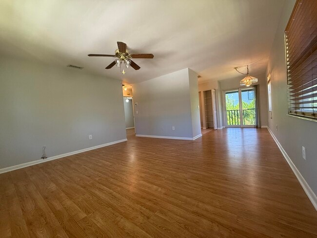 Building Photo - 2110 Spanish Trail