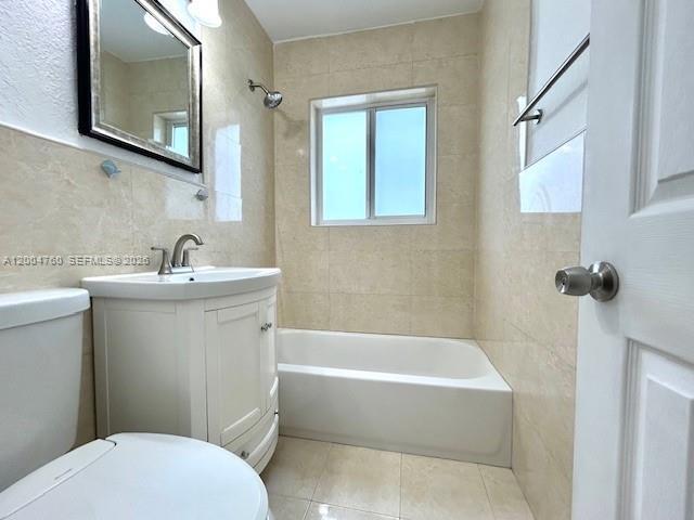 Building Photo - 5881 SW 15th St