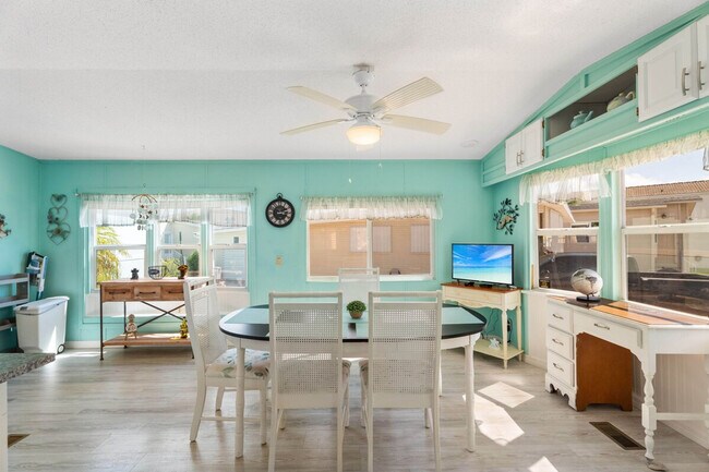 Building Photo - 1256 Nettles Blvd