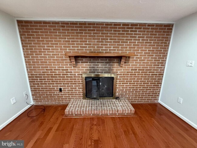 Building Photo - 14917 Lear Ln