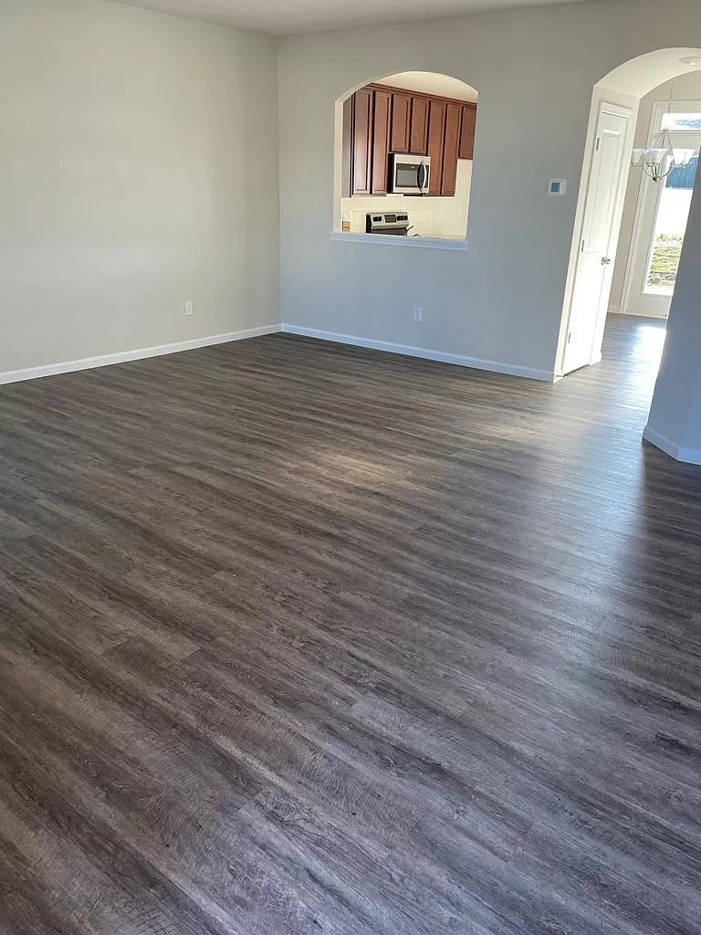 Building Photo - Room in Townhome on Johns Walk Way