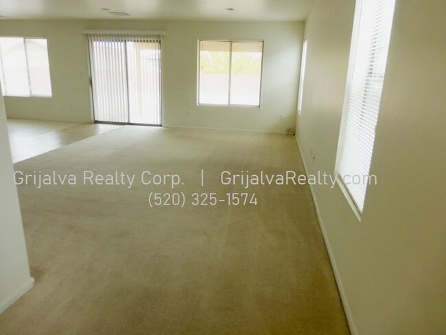 Building Photo - 4 BD, 3 BA Two-Story Home in Los Arroyos for Rent **MOVE-IN SPECIAL ** (Old Nogales Hwy/Calle Verde)