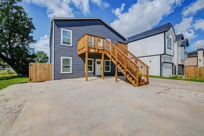 Primary Photo - 4014 Dreyfus St