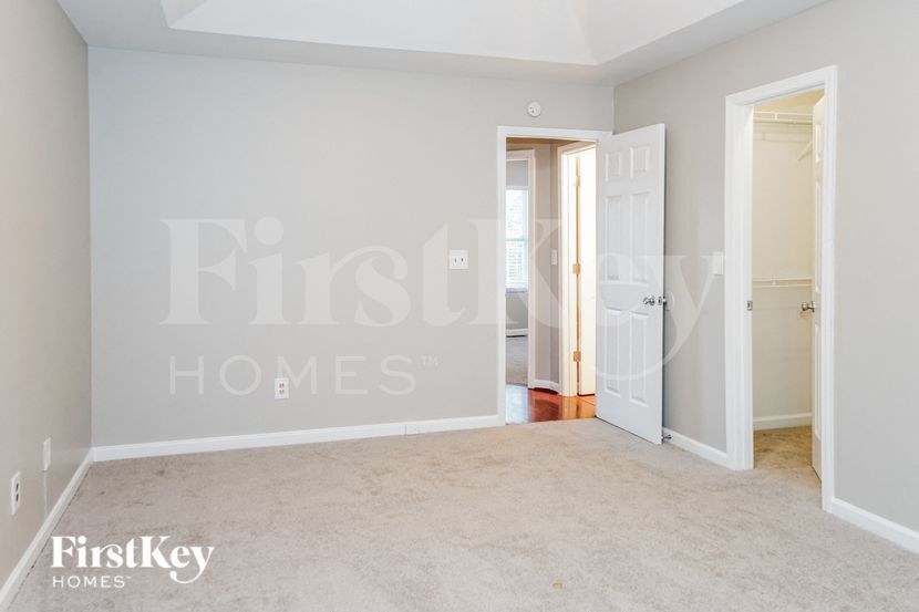 Building Photo - 8439 Browns Mill Trce