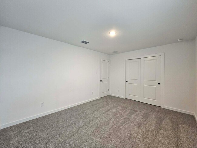 Building Photo - 8427 Tranquil Bay Ct