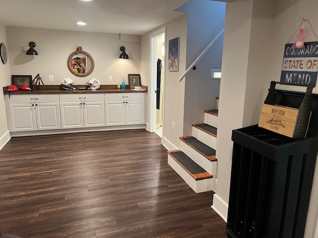 Building Photo - 322 Locust Ave