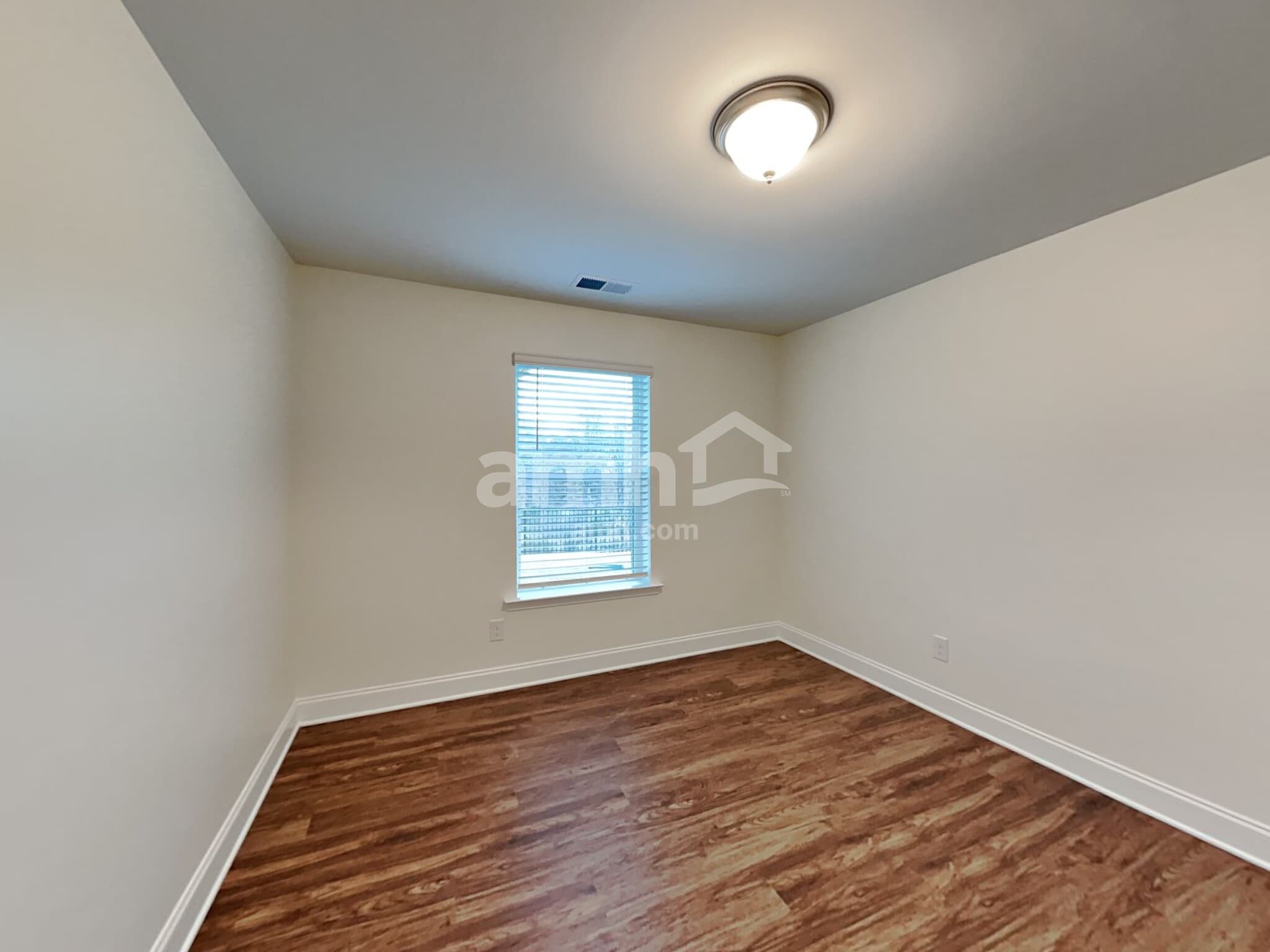 Building Photo - 127 Alaina Ct