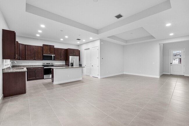 Building Photo - 5781 Lodgepole Ln