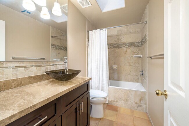 Building Photo - 51980 Avenida Cortez