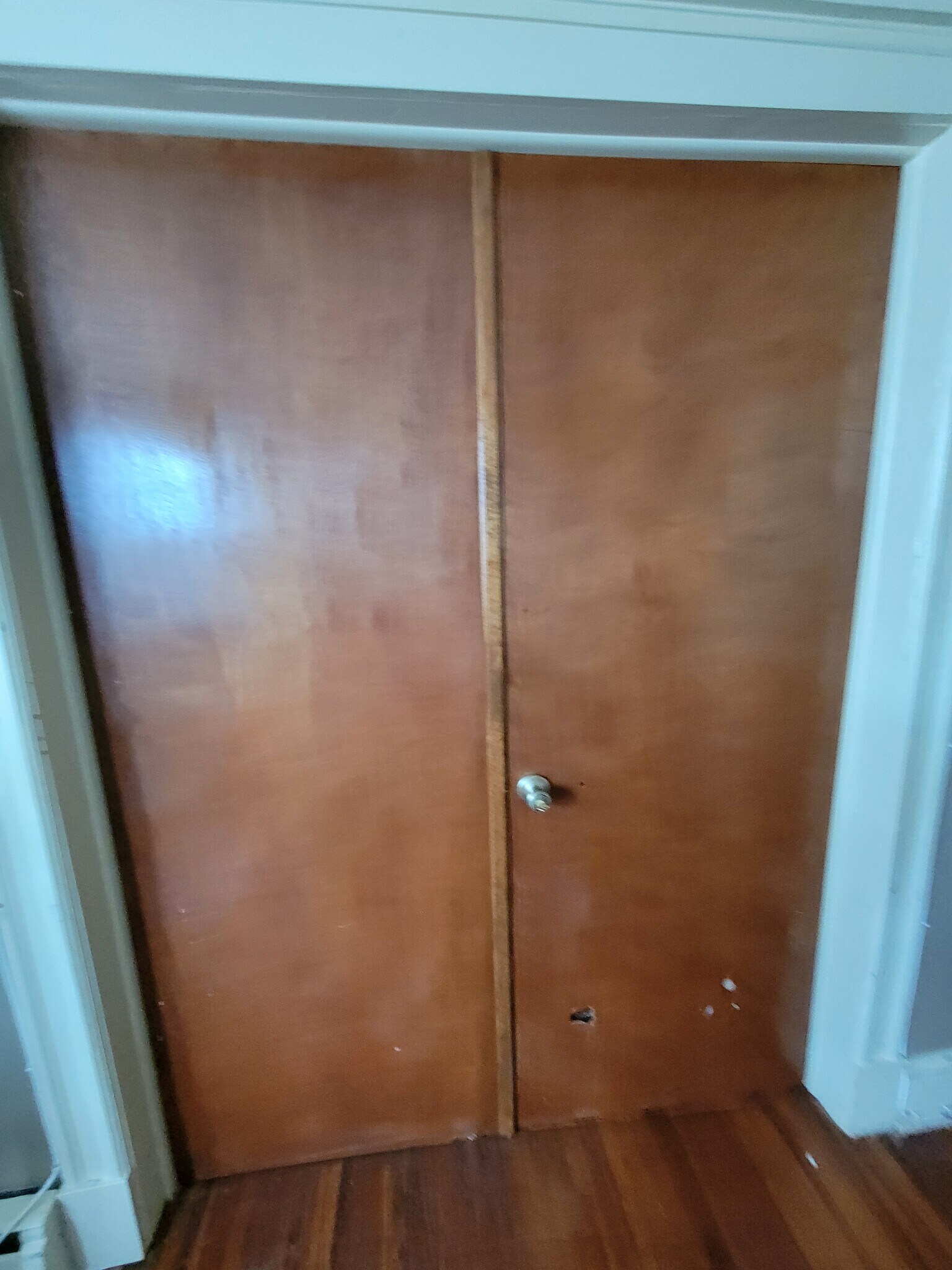 Building Photo - 32 Rowe Ave