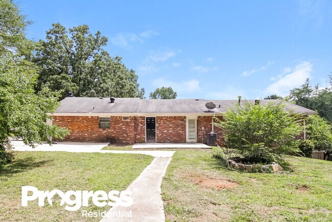 Building Photo - 6185 Marilla St