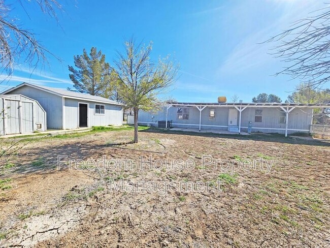 Building Photo - 80 Stanley Dr