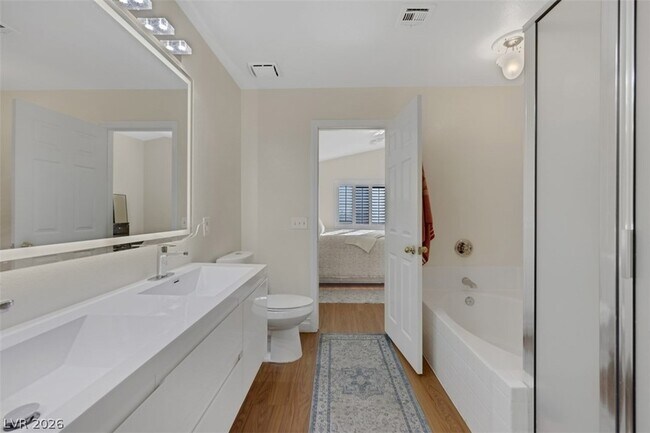 Building Photo - 4626 Camden Bridge St