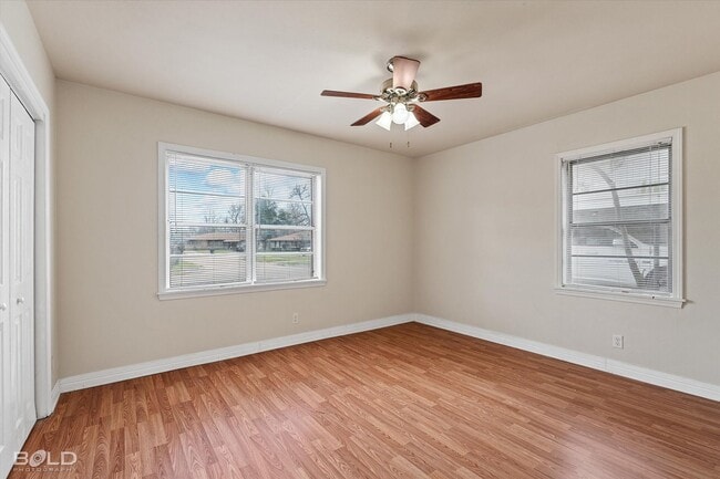 Building Photo - Anderson Island - 3BD/1BA - Showings to begin July 20th