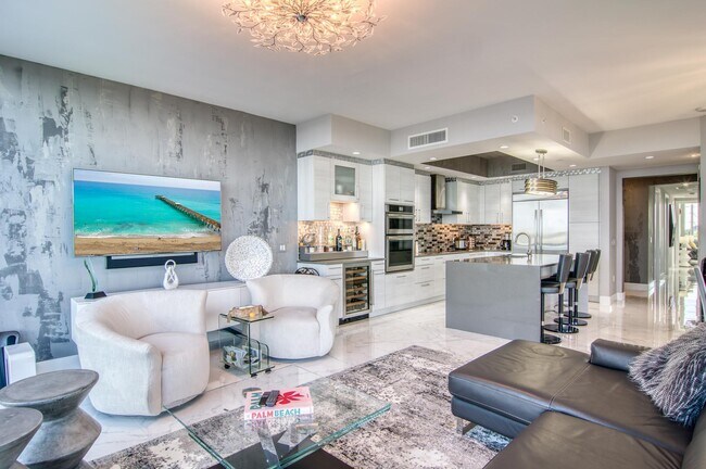 Building Photo - 1 Water Clb Wy