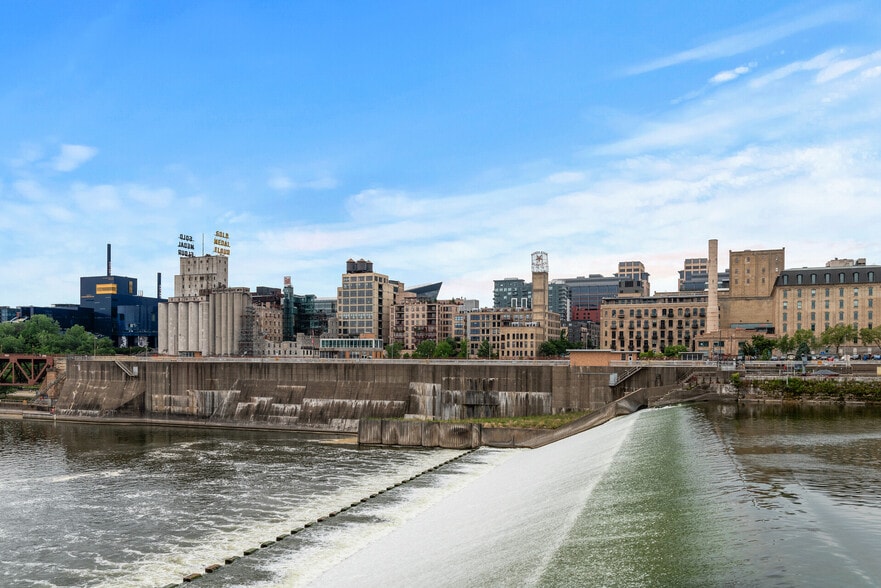 St. Anthony Falls - 220 2nd St NE