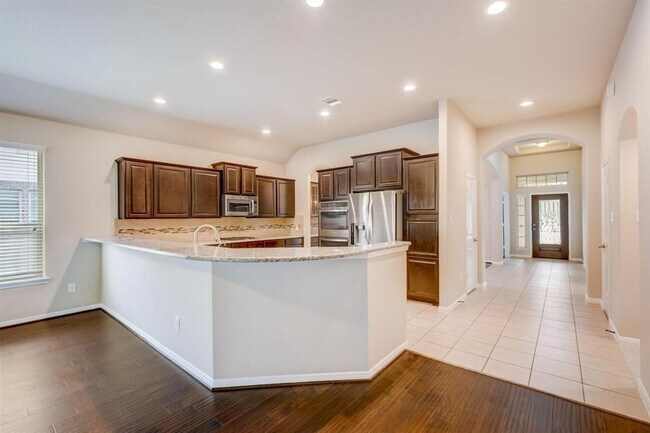 Building Photo - 166 Jaxxon Pointe Dr