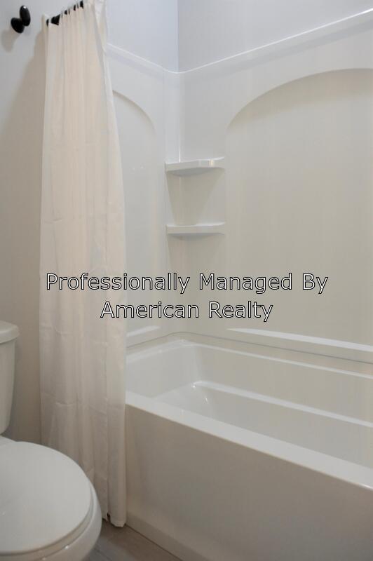 Building Photo - 303 Indiana Ave NW