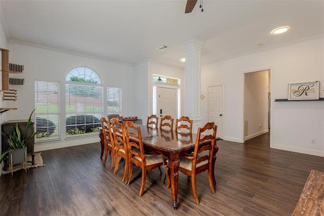 Building Photo - 2209 Swallow Ln