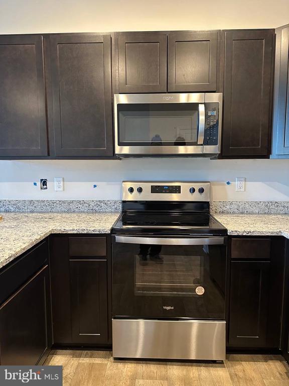 Building Photo - 104 Baker Dr