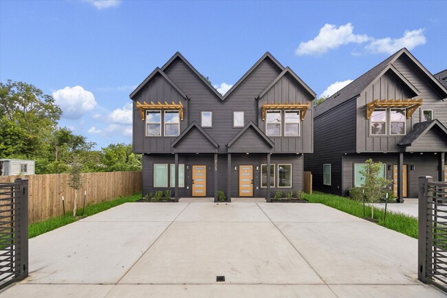Building Photo - 8129 Safebuy St