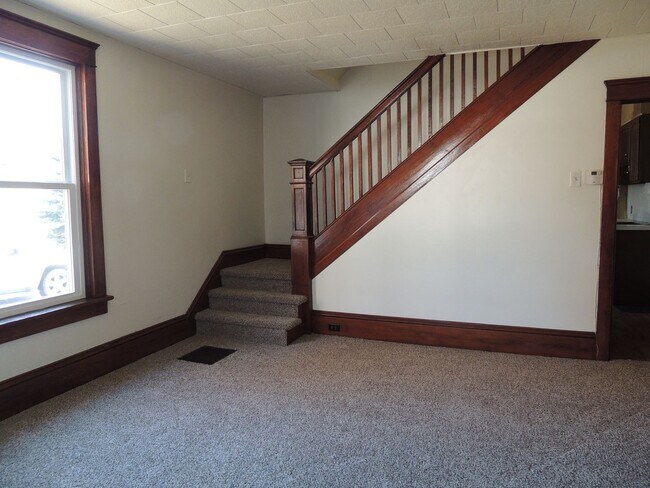 Building Photo - 3 Bedroom Townhouse in Pleasant Gap