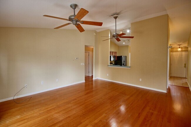 Building Photo - 2120 Falkner Rd