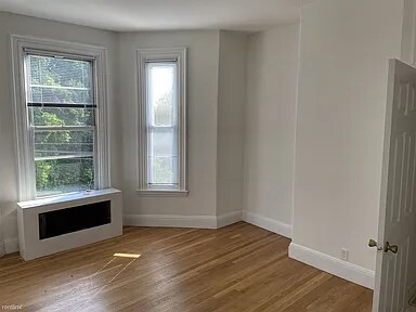 Building Photo - 38 Newton St