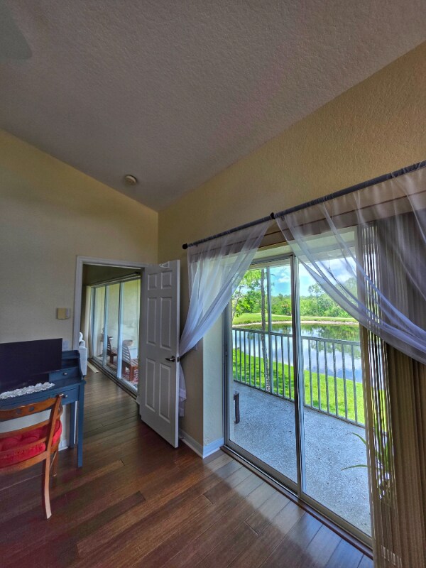 Building Photo - 7661 Sweetbay Cir