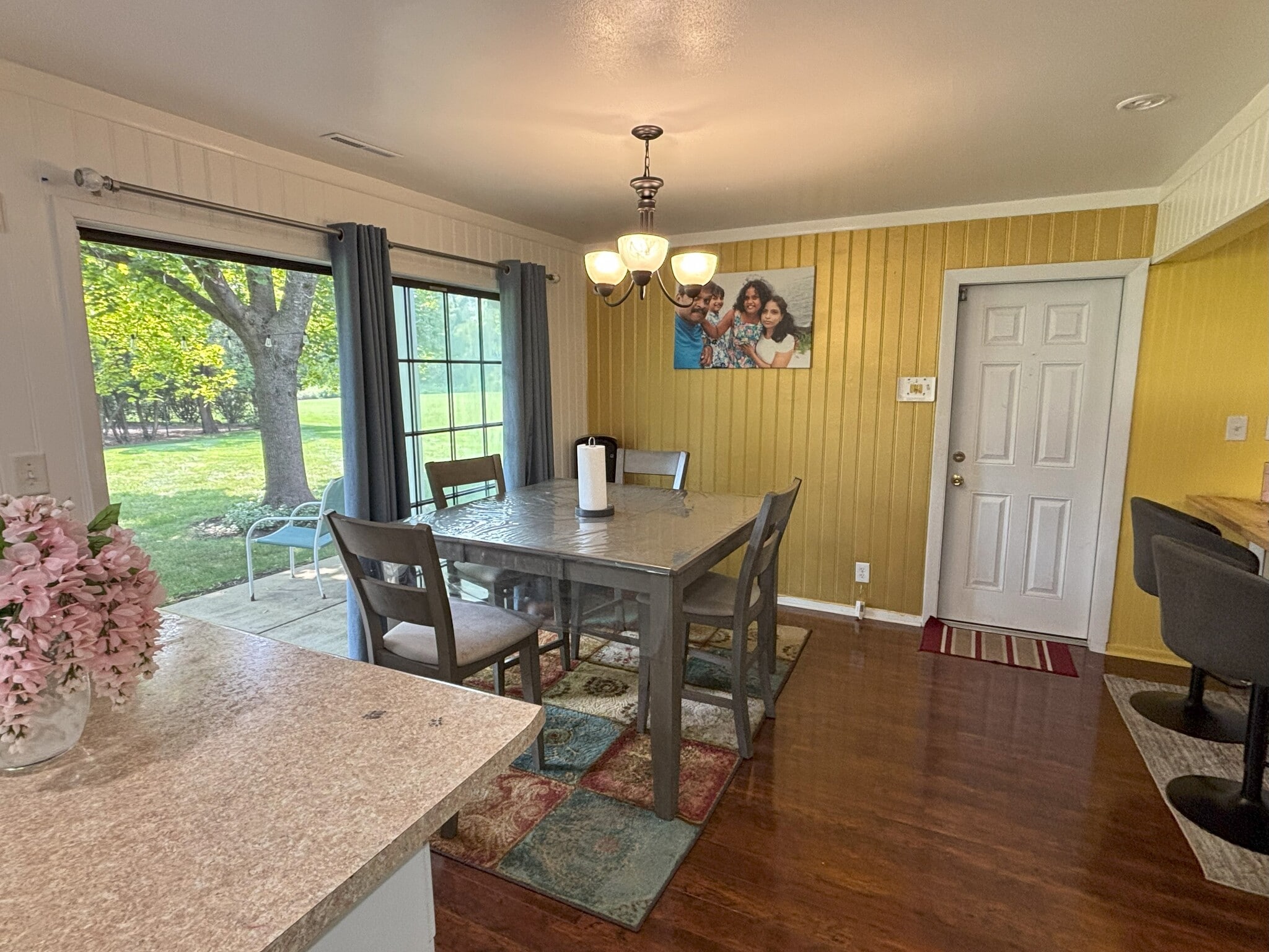 Kitchenette - 20245 Independence Dr