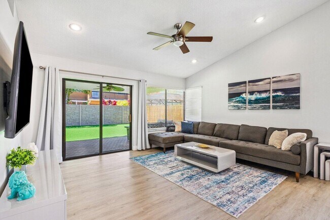 Building Photo - 10581 Mendocino Ln