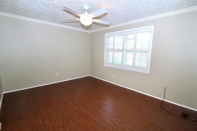 Building Photo - 16731 Rippling Mill Dr