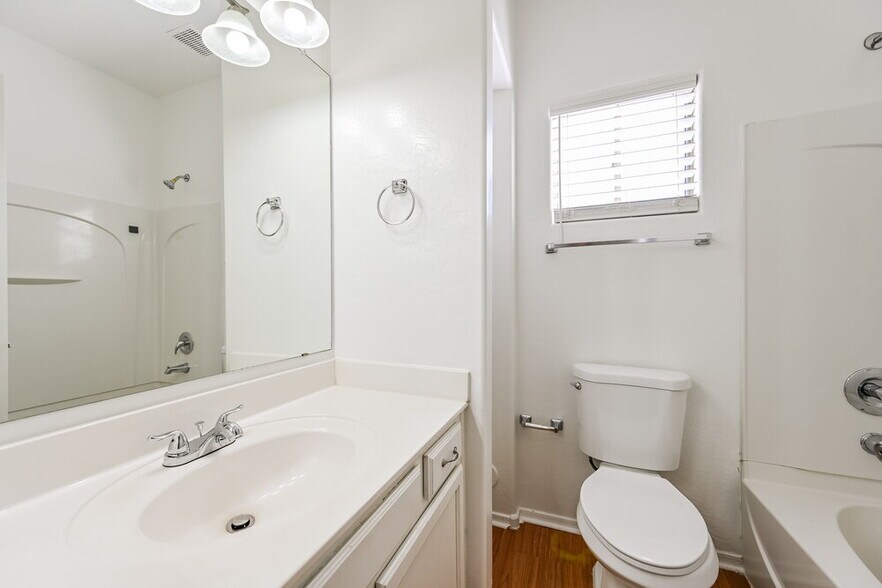 Building Photo - 22231 N 29th Dr