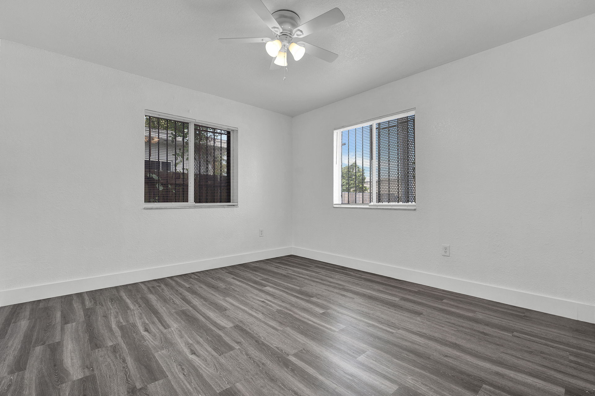 Building Photo - 5751 NW 6th Ave