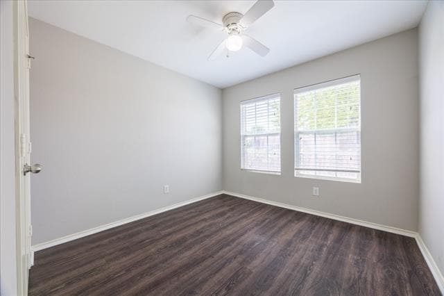 Building Photo - 1705 Diamond Lake Trail