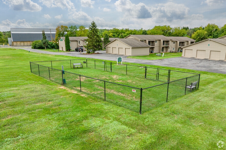 Dog Park - Apple Ridge Apartment Homes