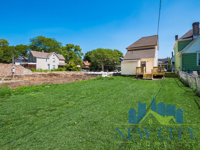 Building Photo - Renovated Spacious Two Bedroom in Franklinton