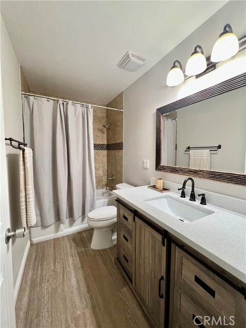 Building Photo - 247 Streamwood
