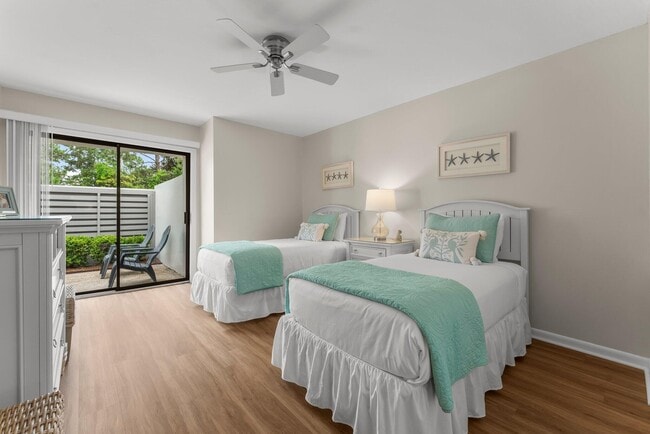 Building Photo - 5073 Beachwalk Way