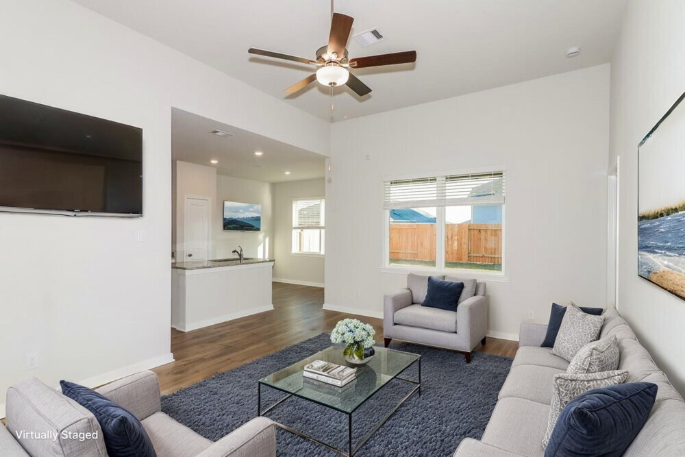 Building Photo - 424 Mustang Trot Dr