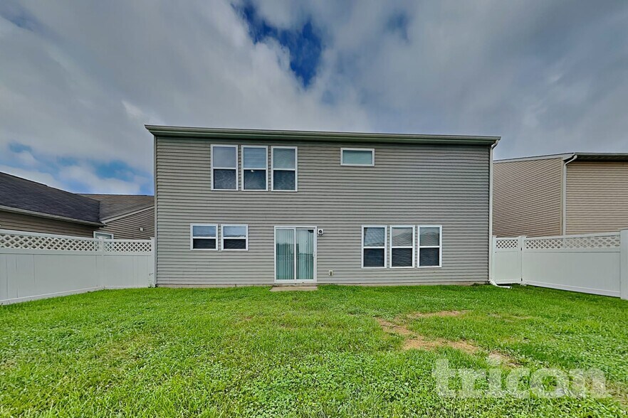 Building Photo - 3105 Arrowroot Ln